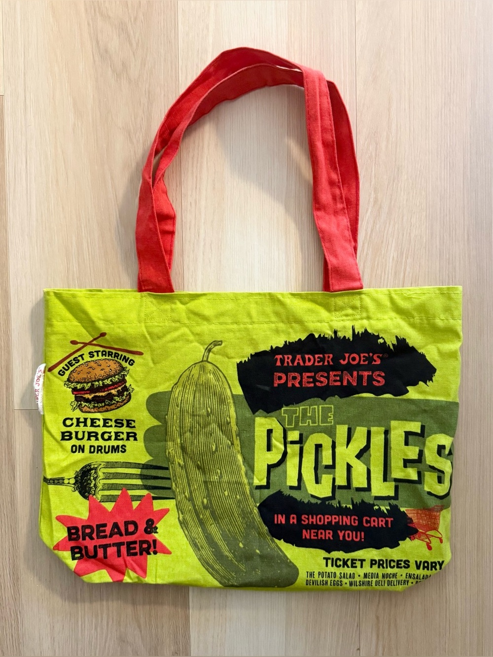 Trader Joe’s Pickle Reusable Tote Grocery Market Bag Green Red Collectible